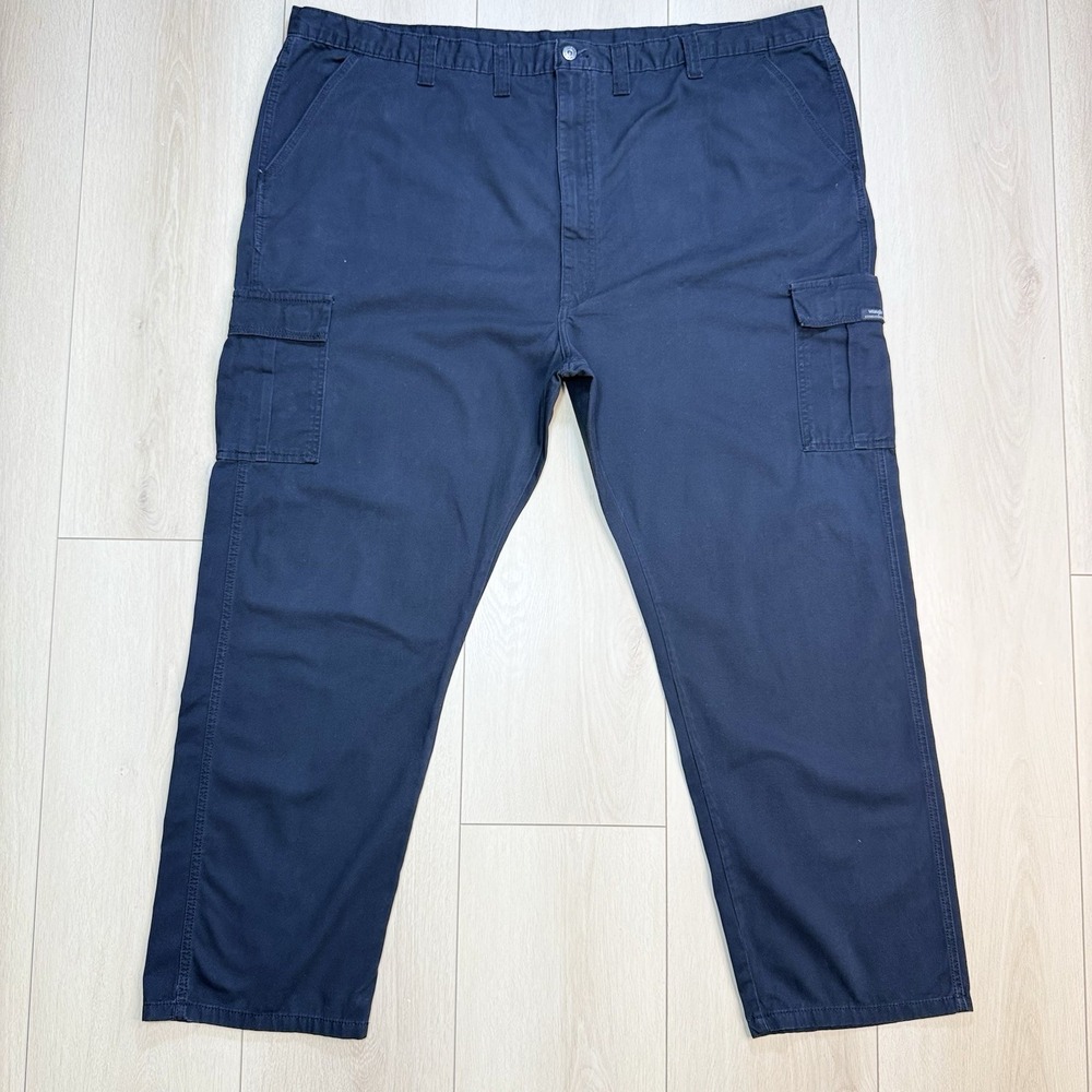 Wrangler Mens 50x31 Black Cargo Pants Relaxed Fit Utility Workwear Big Tall EUC